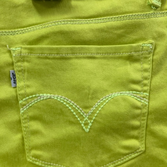 Levi’s Shorts - Picture 4 of 6